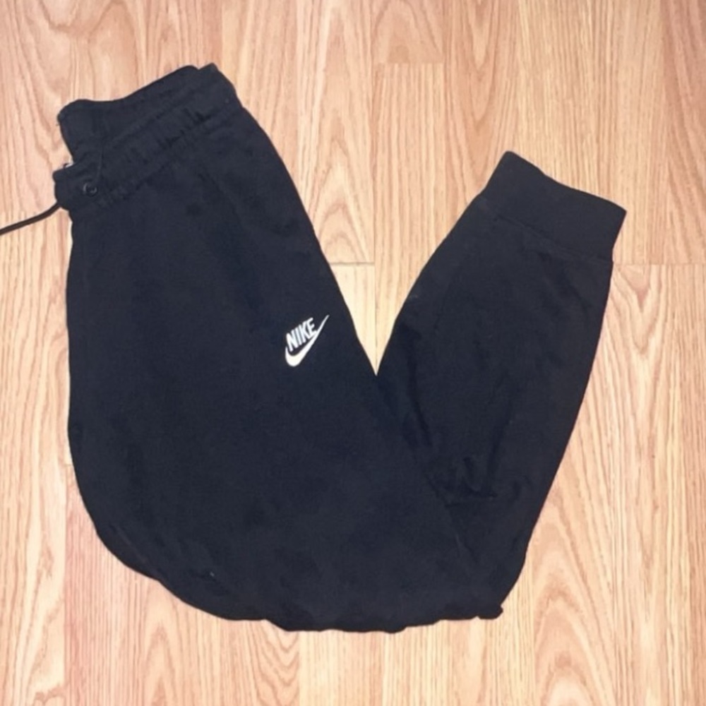Nike women's sweatpants